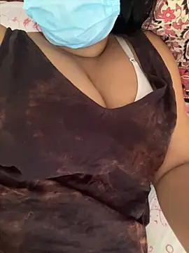 Snapshot of ErringDigs chatting on 02/04/26, 06:41 ErringDigs online show from 02/04/26, 06:41