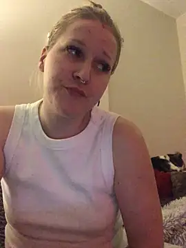 Snapshot of Wetkymistry chatting on 02/08/26, 03:37 Wetkymistry online show from 02/08/26, 03:37