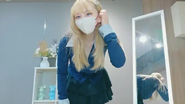 Snapshot of niko-jpn chatting on 01/14/26, 05:44 niko-jpn online show from 01/14/26, 05:44