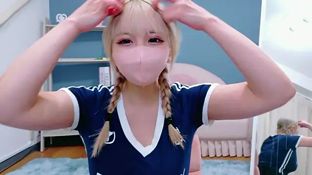 Snapshot of niko-jpn chatting on 02/20/26, 11:45 niko-jpn online show from 02/20/26, 11:45