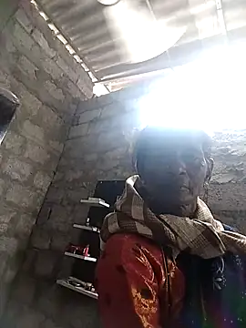 Snapshot of La44_telugu3 chatting on 11/16/25, 09:47 La44 telugu3 online show from 11/16/25, 09:47