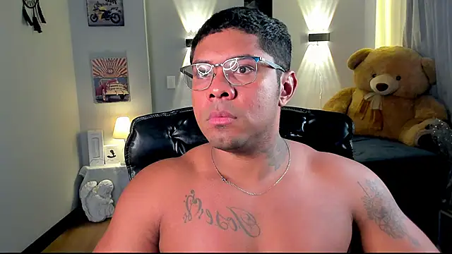 LEONHDZ online show from 11/30/25, 08:42