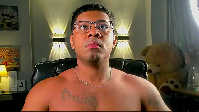 LEONHDZ online show from 12/19/25, 03:21