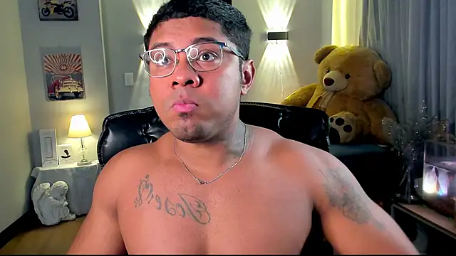 LEONHDZ online show from 12/04/25, 02:54