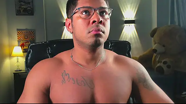 LEONHDZ online show from 12/22/25, 03:50