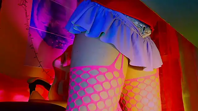 BESTLOLA online show from 01/15/26, 11:35