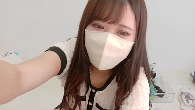 Snapshot of Nemu_chan_ chatting on 07/25/26, 12:40 Nemu chan online show from 07/25/26, 12:40