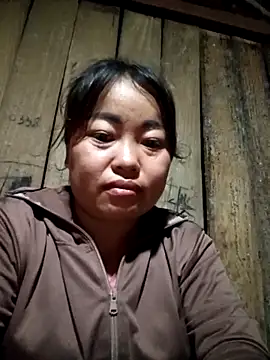 Snapshot of Rose-rose1234 chatting on 11/16/25, 11:15 Rose-rose1234 online show from 11/16/25, 11:15