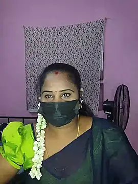 Snapshot of Tamil_devagi chatting on 06/08/26, 07:47 Tamil devagi online show from 06/08/26, 07:47