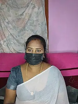Snapshot of Tamil_devagi chatting on 06/05/26, 05:01 Tamil devagi online show from 06/05/26, 05:01
