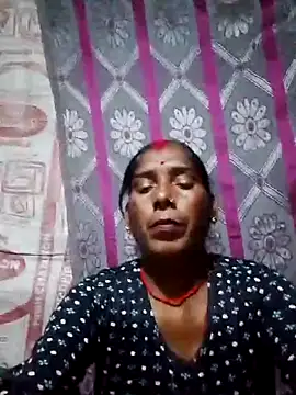 Snapshot of Xx_savita chatting on 01/19/26, 03:27 Xx savita online show from 01/19/26, 03:27