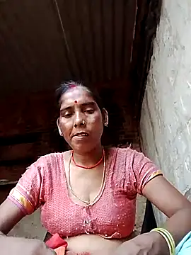 Snapshot of Xx_savita chatting on 07/12/26, 01:39 Xx savita online show from 07/12/26, 01:39