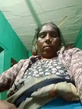 Snapshot of Xx_savita chatting on 02/14/26, 03:34 Xx savita online show from 02/14/26, 03:34