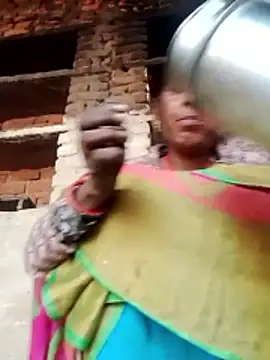 Snapshot of Xx_savita chatting on 02/02/26, 04:11 Xx savita online show from 02/02/26, 04:11