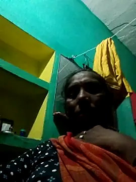 Snapshot of Xx_savita chatting on 03/02/26, 07:32 Xx savita online show from 03/02/26, 07:32