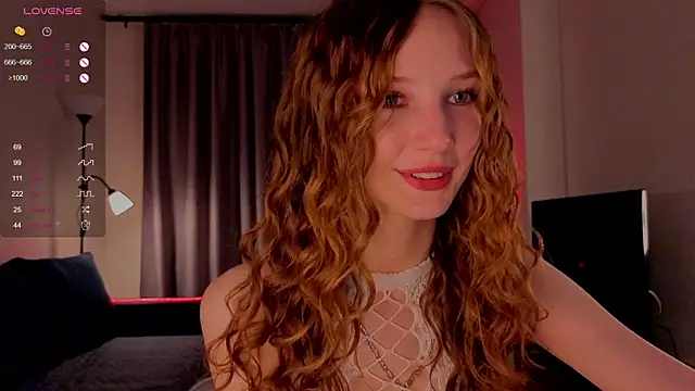 Alisavine online show from 11/18/25, 05:27