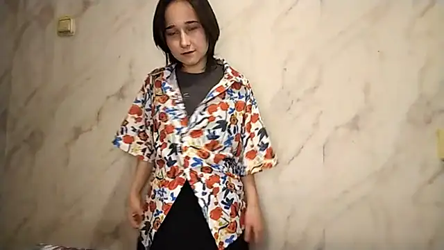 TianaMeiser online show from 12/05/25, 11:09