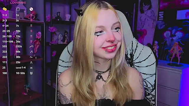 ElvenQueen online show from 11/19/25, 11:10