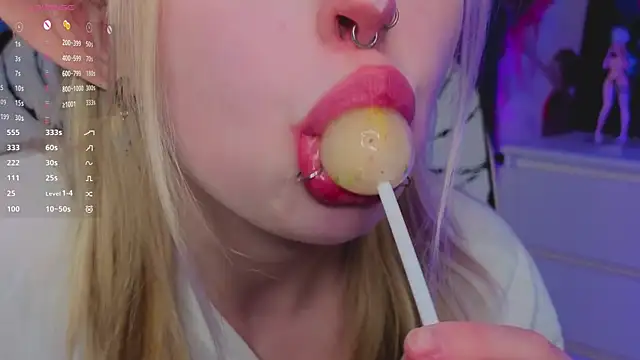 ElvenQueen online show from 11/30/25, 04:08