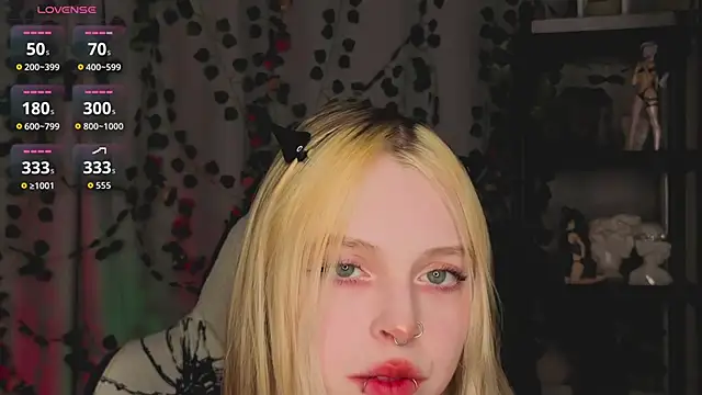 ElvenQueen online show from 02/22/26, 03:02