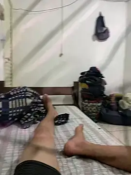 Snapshot of Loirodapicarosa chatting on 02/22/26, 03:57 Loirodapicarosa online show from 02/22/26, 03:57