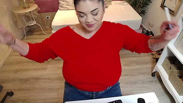 SpicyCarlaXX online show from 02/12/26, 07:24