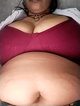 CUTE 123X online show from 12/04/25, 10:36