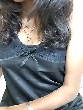 Snapshot of Rani_janam chatting on 11/17/25, 03:38 Rani janam online show from 11/17/25, 03:38