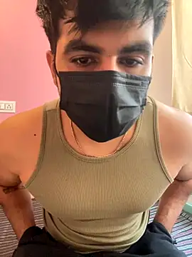 Snapshot of Parth_lovesu chatting on 11/17/25, 10:19 Parth lovesu online show from 11/17/25, 10:19