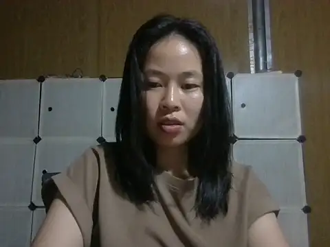 Snapshot of Cat-meow chatting on 06/17/26, 03:11 Cat-meow online show from 06/17/26, 03:11