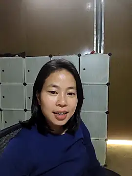 Cat-meow online show from 12/23/25, 06:23