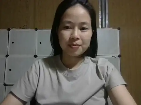 Snapshot of Cat-meow chatting on 06/07/26, 02:33 Cat-meow online show from 06/07/26, 02:33