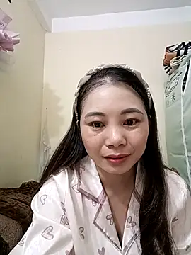 Moon-night222 online show from 12/22/25, 03:12