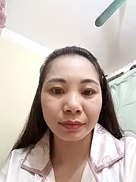 Moon-night222 online show from 12/01/25, 09:04