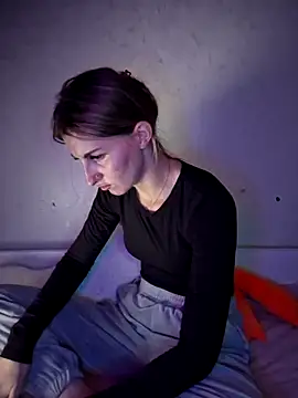 Snapshot of carolinakis_ chatting on 02/21/26, 08:33 carolinakis online show from 02/21/26, 08:33