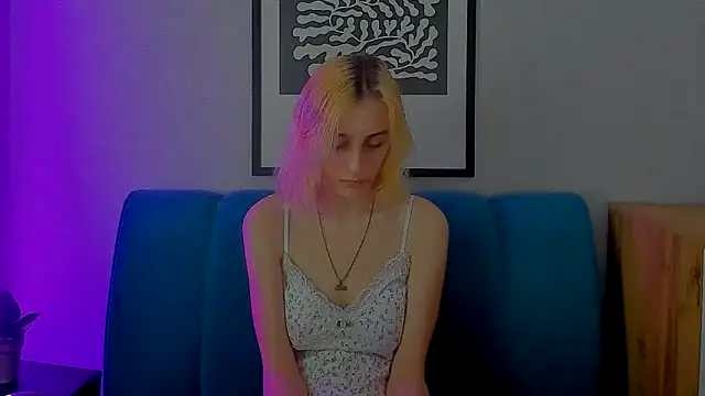 Snapshot of MiilaGlow chatting on 02/26/26, 02:06 MiilaGlow online show from 02/26/26, 02:06