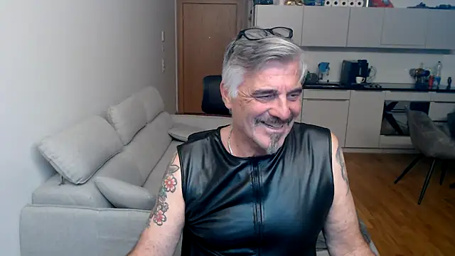 Buidapest online show from 02/07/26, 04:20