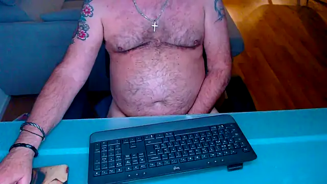 Buidapest online show from 03/26/26, 04:22