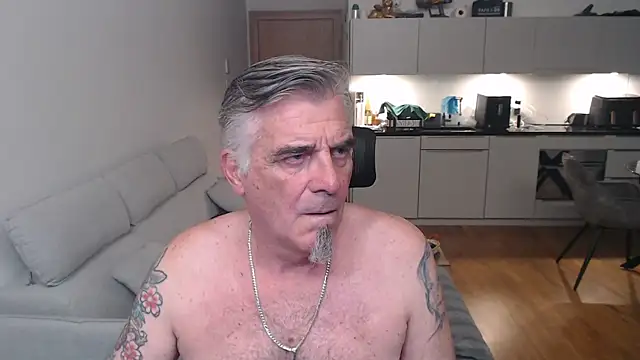 Buidapest online show from 04/09/26, 06:47