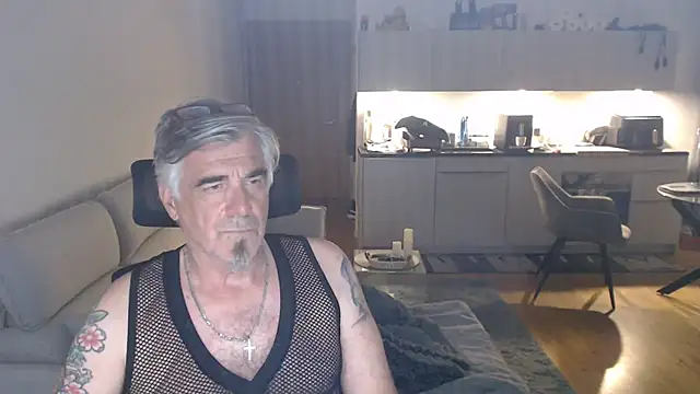 Buidapest online show from 05/29/26, 03:23