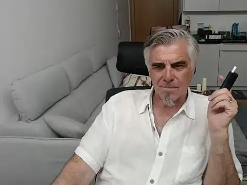 Buidapest online show from 05/30/26, 06:20