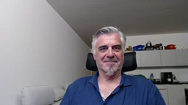 Buidapest online show from 05/03/26, 02:38