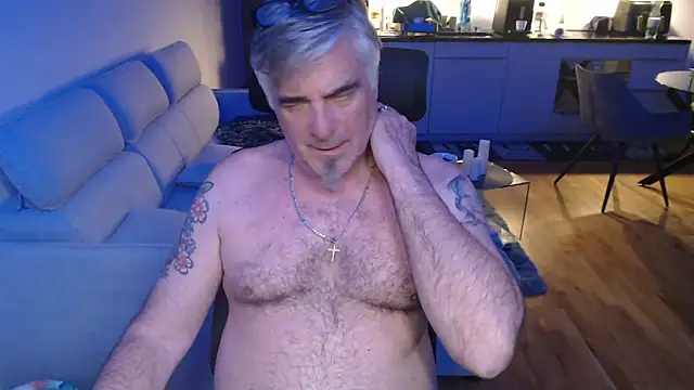 Buidapest online show from 04/16/26, 05:57