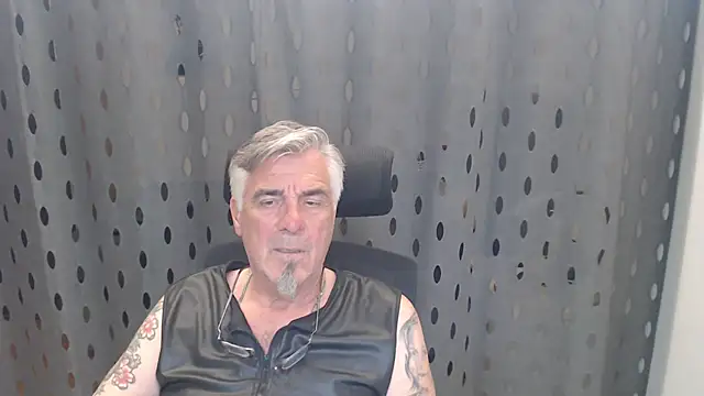 Snapshot of Buidapest chatting on 07/18/26, 12:36 Buidapest online show from 07/18/26, 12:36