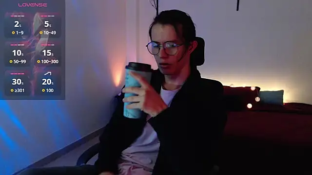 Snapshot of Brandon_starkk chatting on 05/09/26, 12:30 Brandon starkk online show from 05/09/26, 12:30