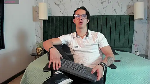 Brandon starkk online show from 03/08/26, 11:46