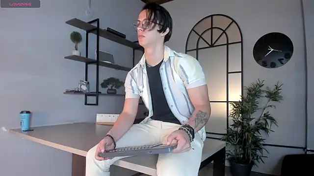 Brandon starkk online show from 03/28/26, 11:44