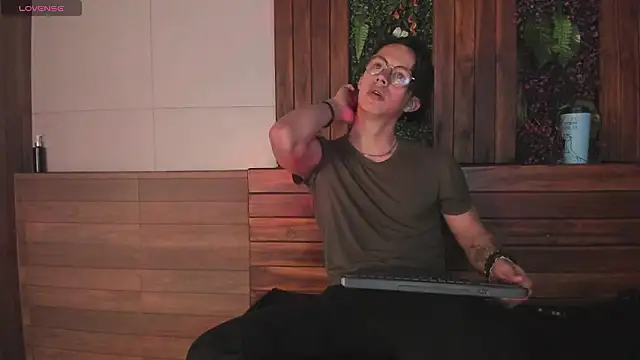 Brandon starkk online show from 03/19/26, 11:54