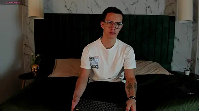 Brandon starkk online show from 01/11/26, 11:28