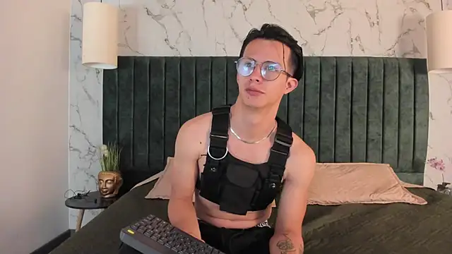 Brandon starkk online show from 12/14/25, 12:00